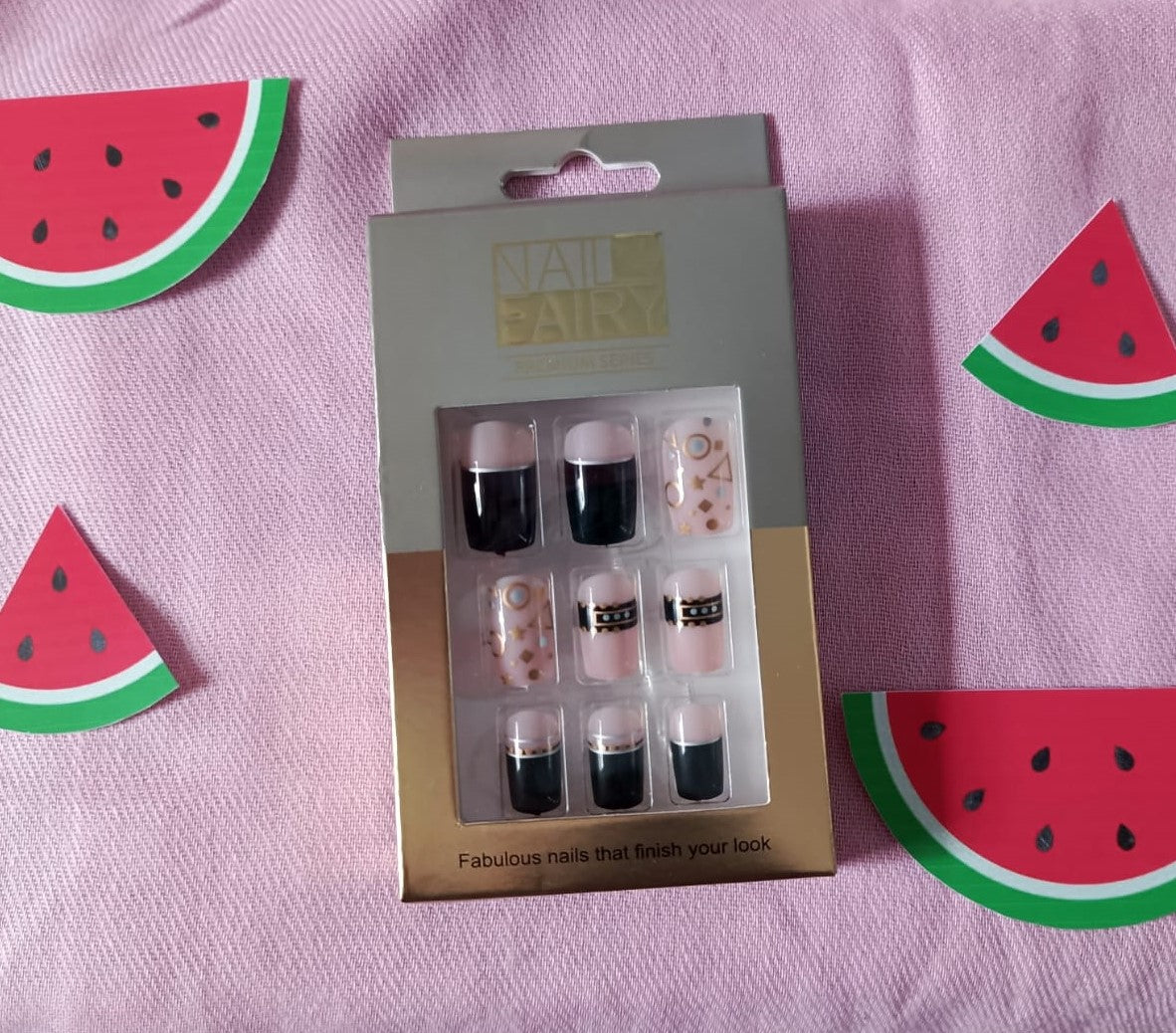 Set de uñas reutilizables de forma cuadrada  (12 unidades)